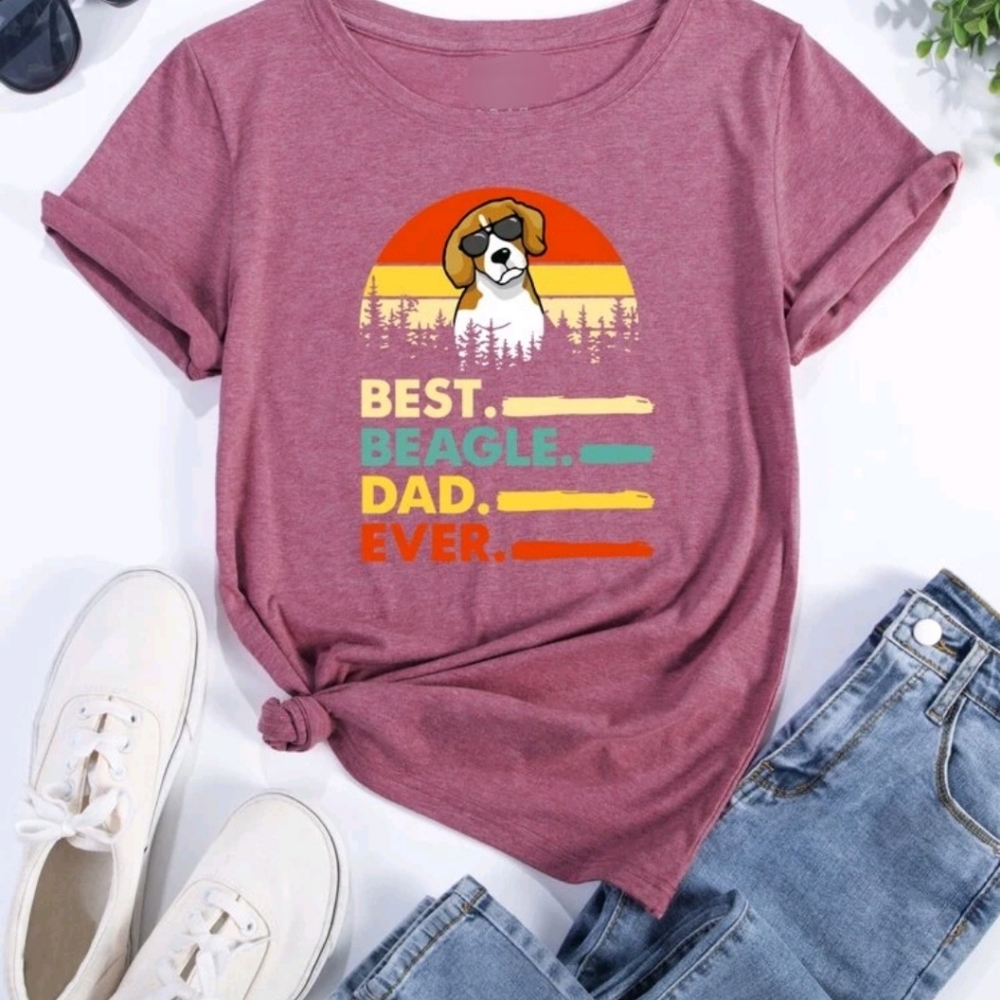 Dog and letters Graphic Tee - Picture 1 of 5